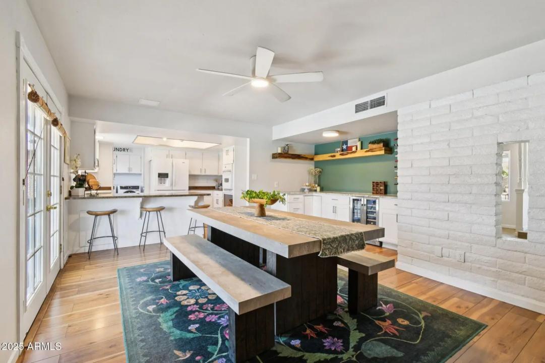 Real Estate Picture 21