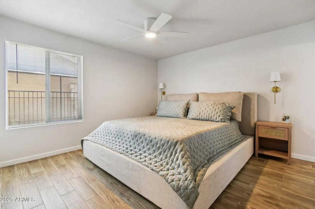 Real Estate Picture 10