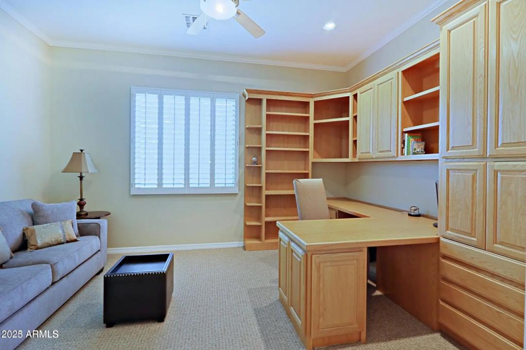 Real Estate Picture 22