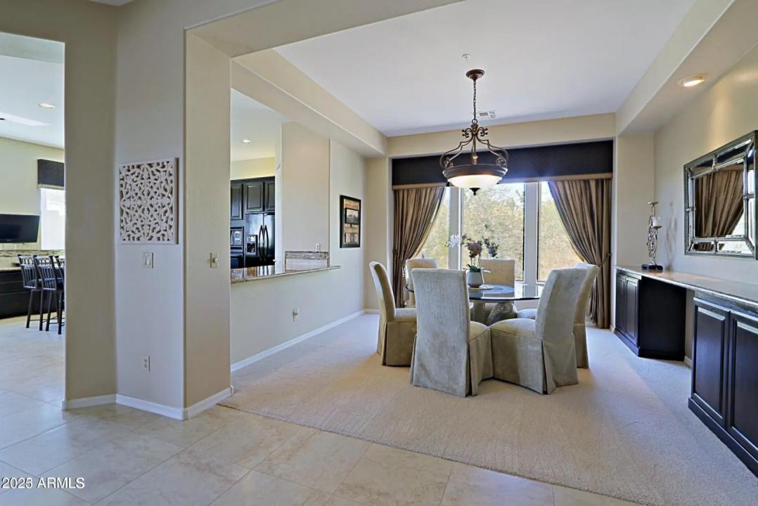 Real Estate Picture 11