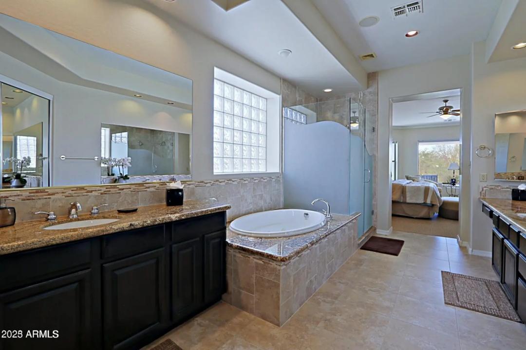 Real Estate Picture 17