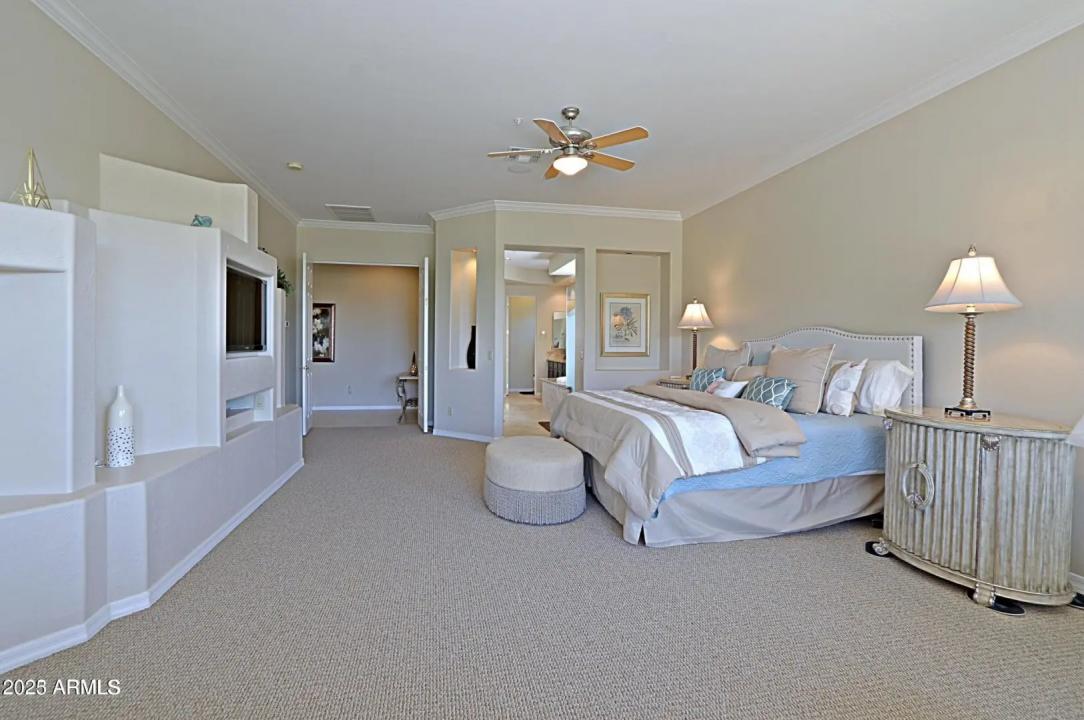 Real Estate Picture 16