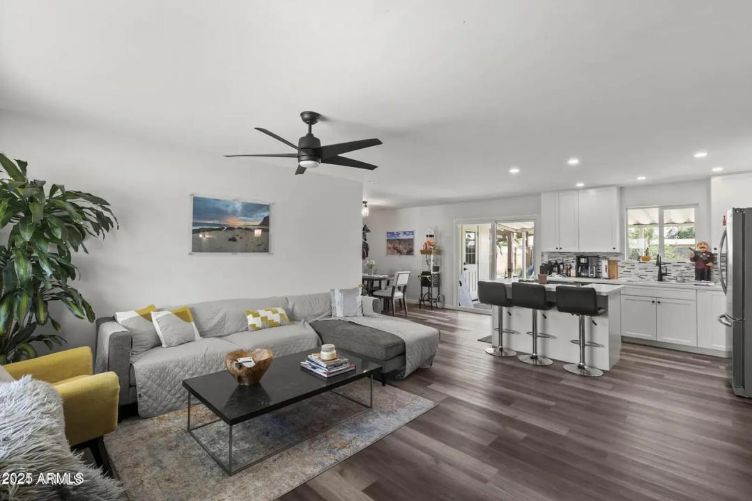 Real Estate Picture 2