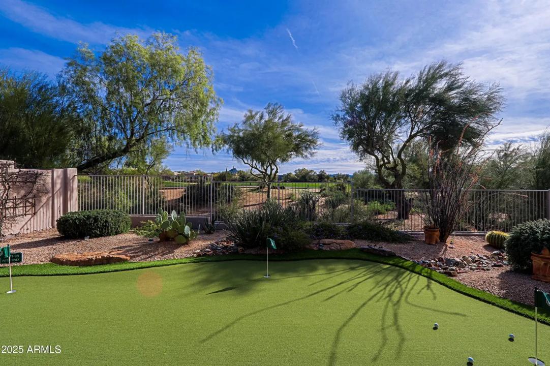 Real Estate Picture 40