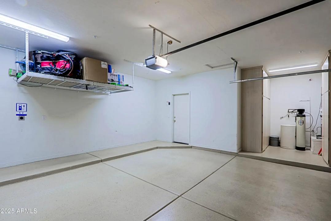 Real Estate Picture 36