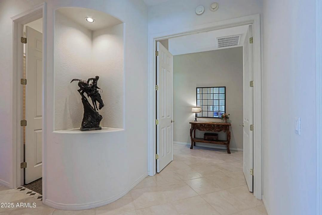 Real Estate Picture 23