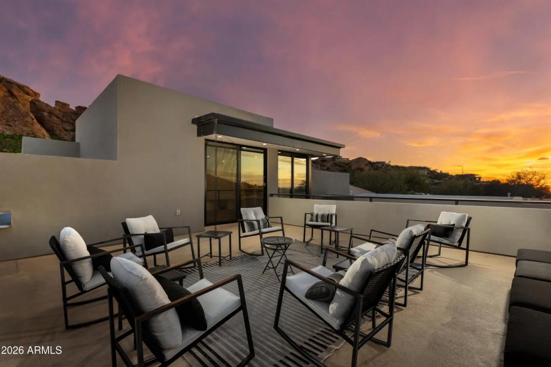 Real Estate Picture 20