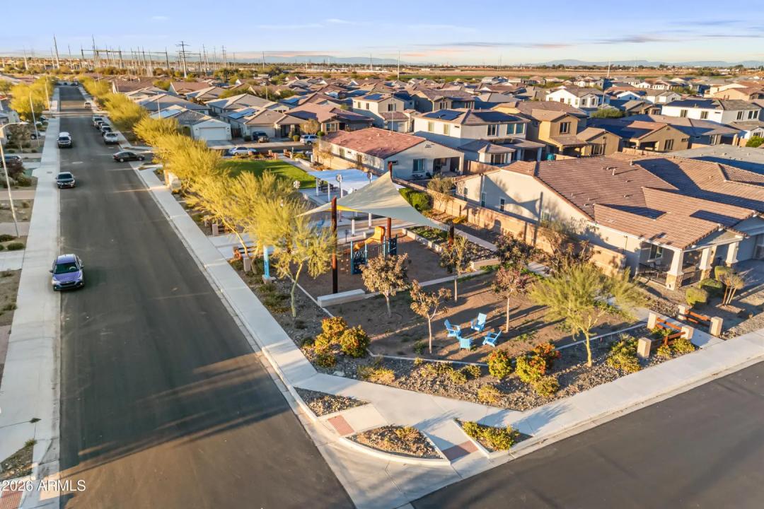 Real Estate Picture 46