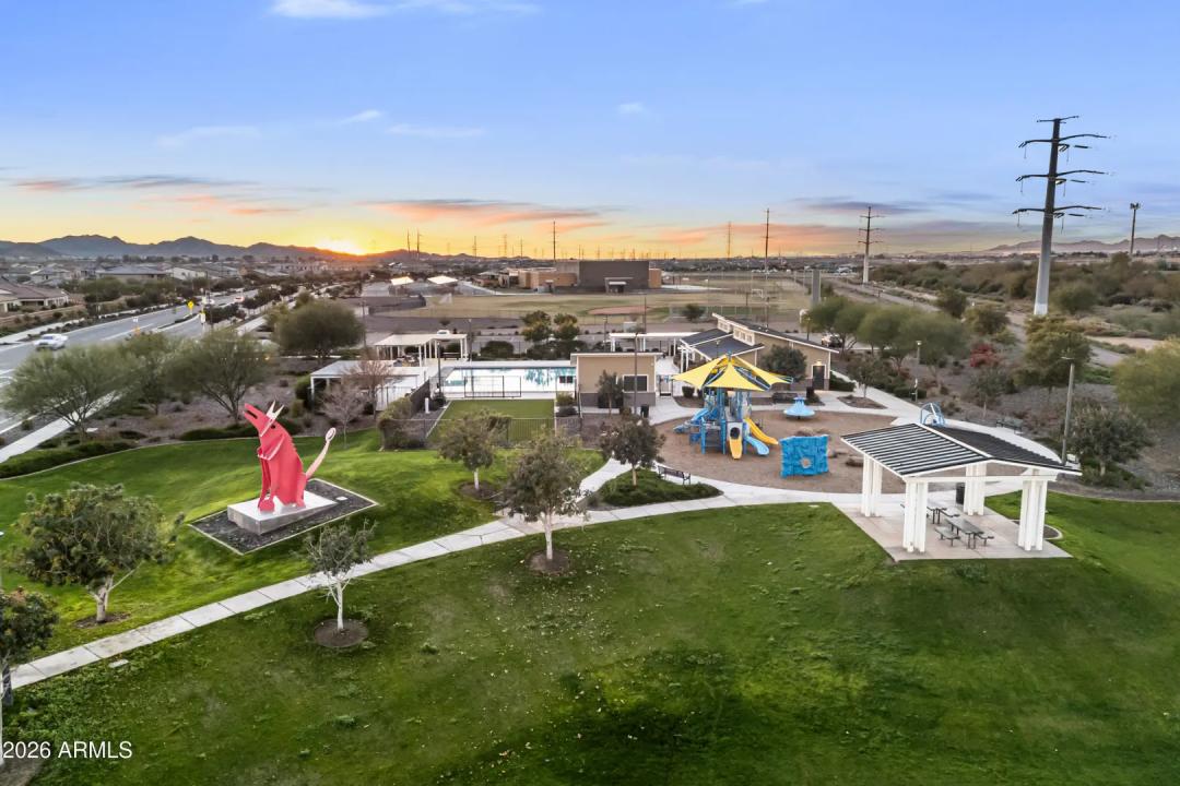 Real Estate Picture 55