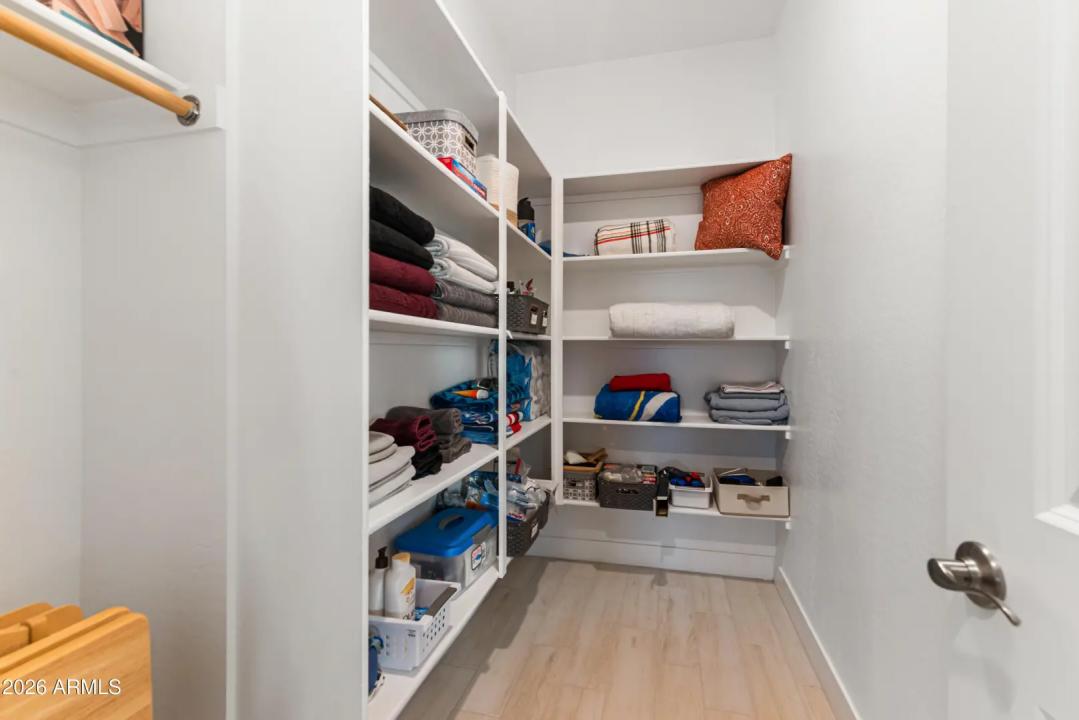 Real Estate Picture 25