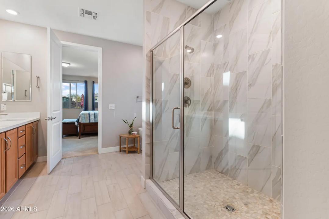 Real Estate Picture 35