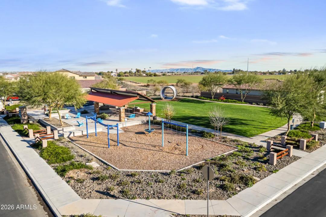 Real Estate Picture 62