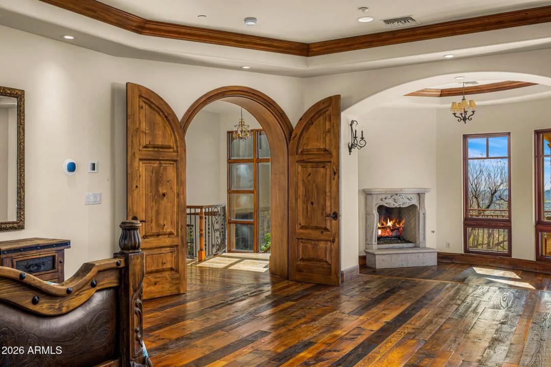 Real Estate Picture 21