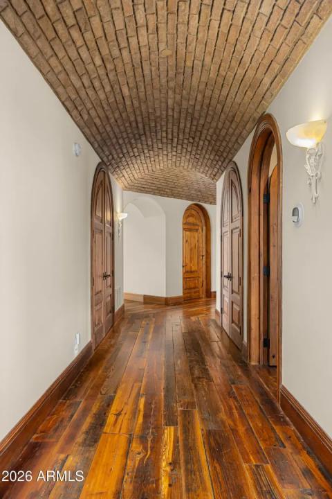 Real Estate Picture 40