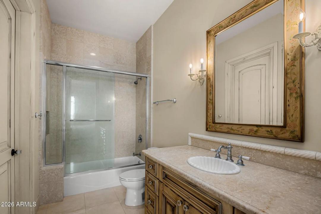 Real Estate Picture 44