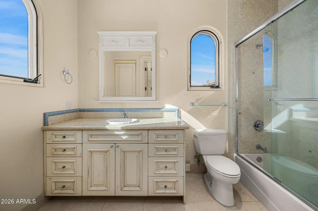 Real Estate Picture 46