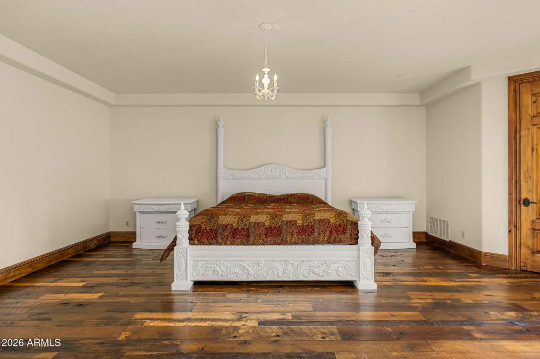 Real Estate Picture 51