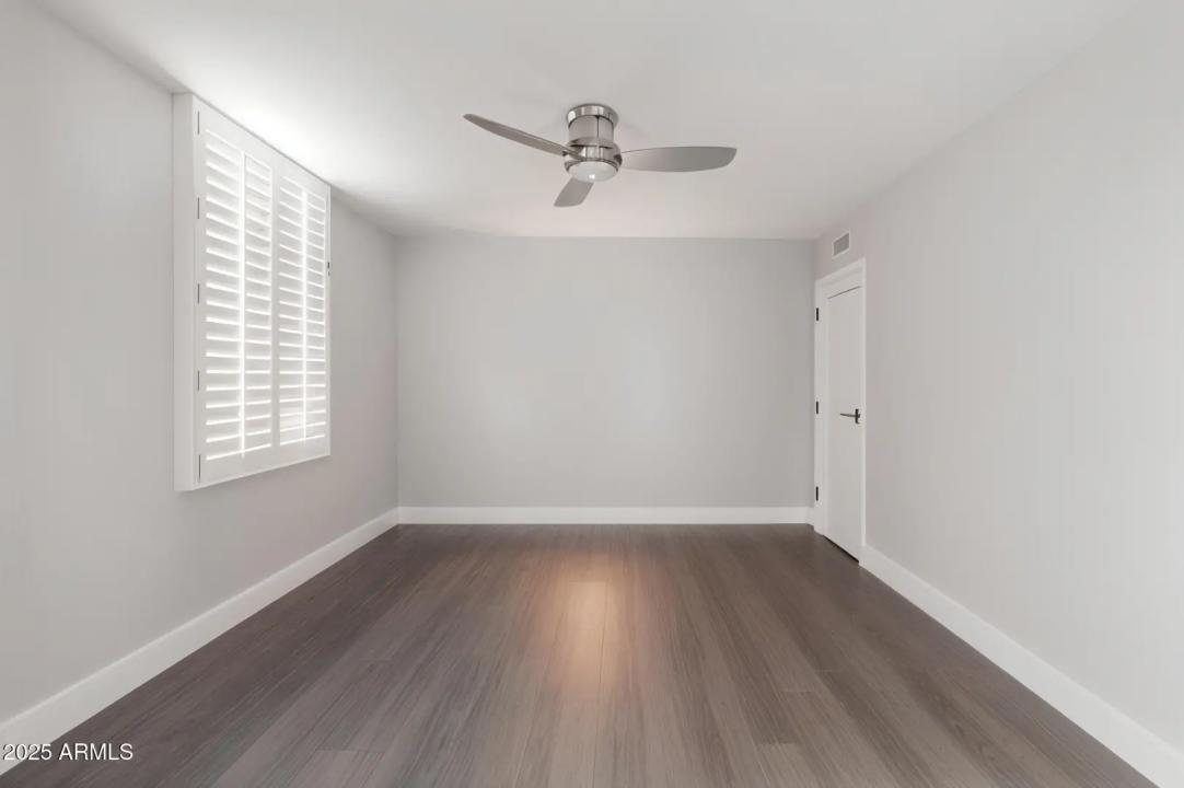 Real Estate Picture 13