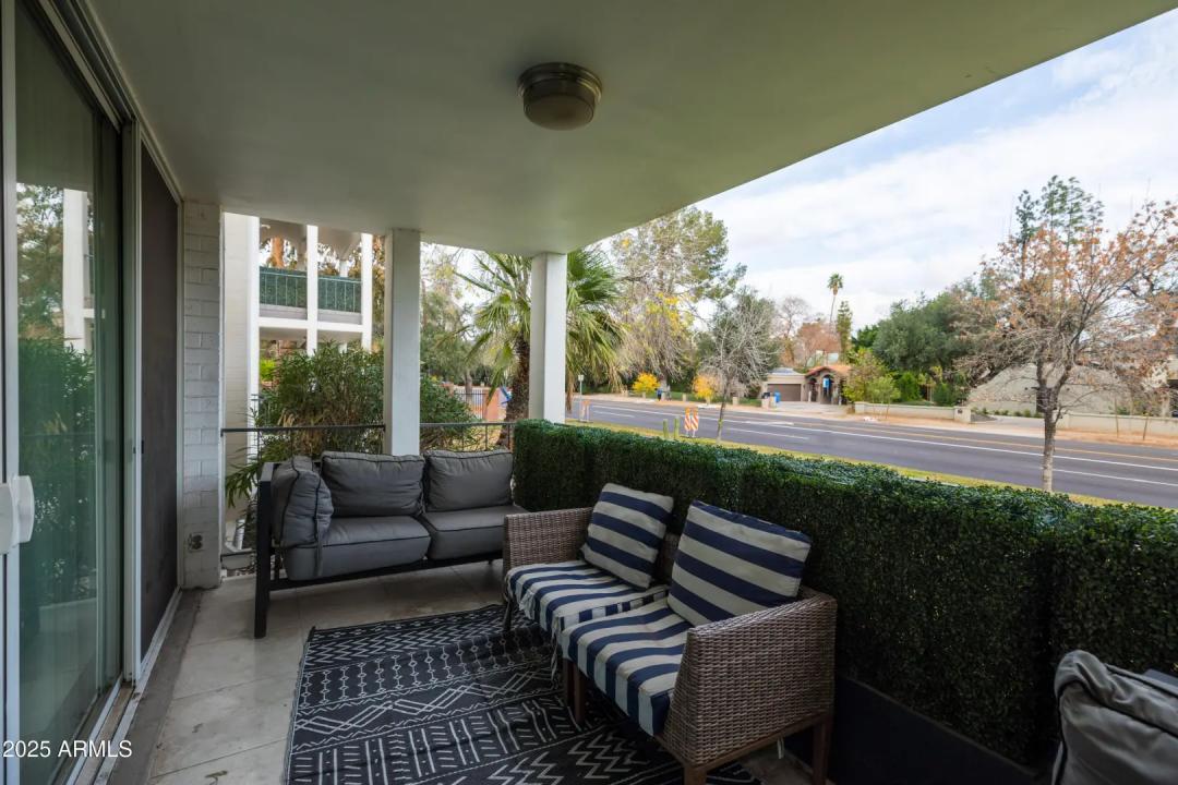 Real Estate Picture 21