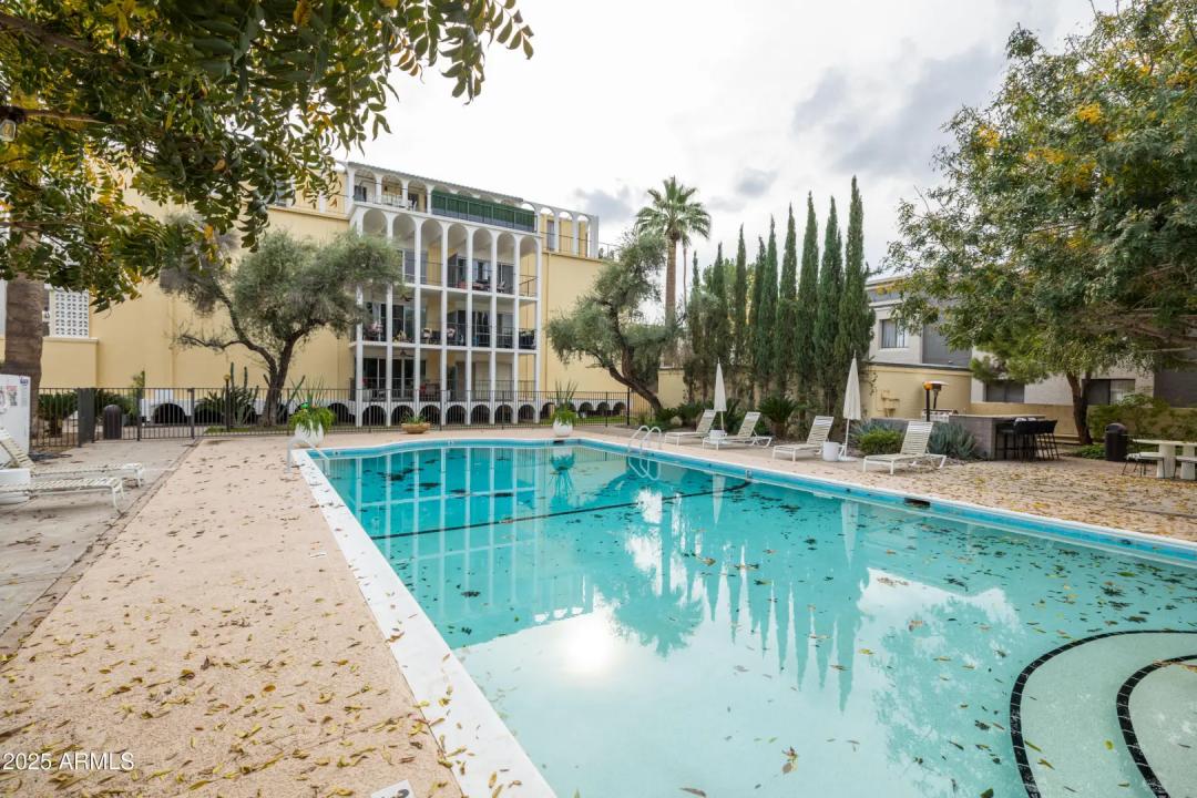 Real Estate Picture 26