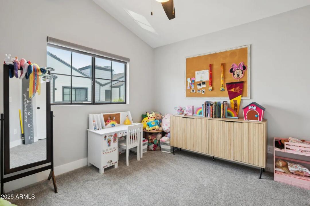 Real Estate Picture 26