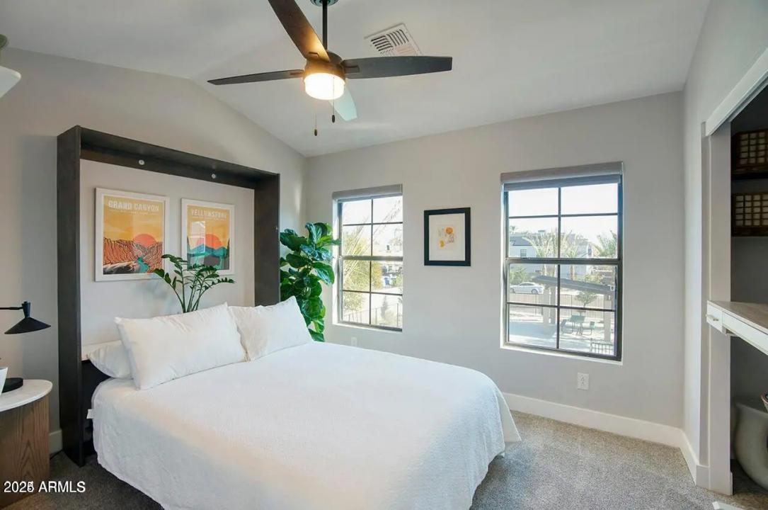 Real Estate Picture 28