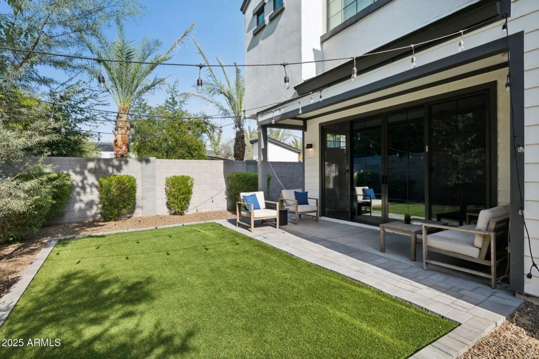 Real Estate Picture 35