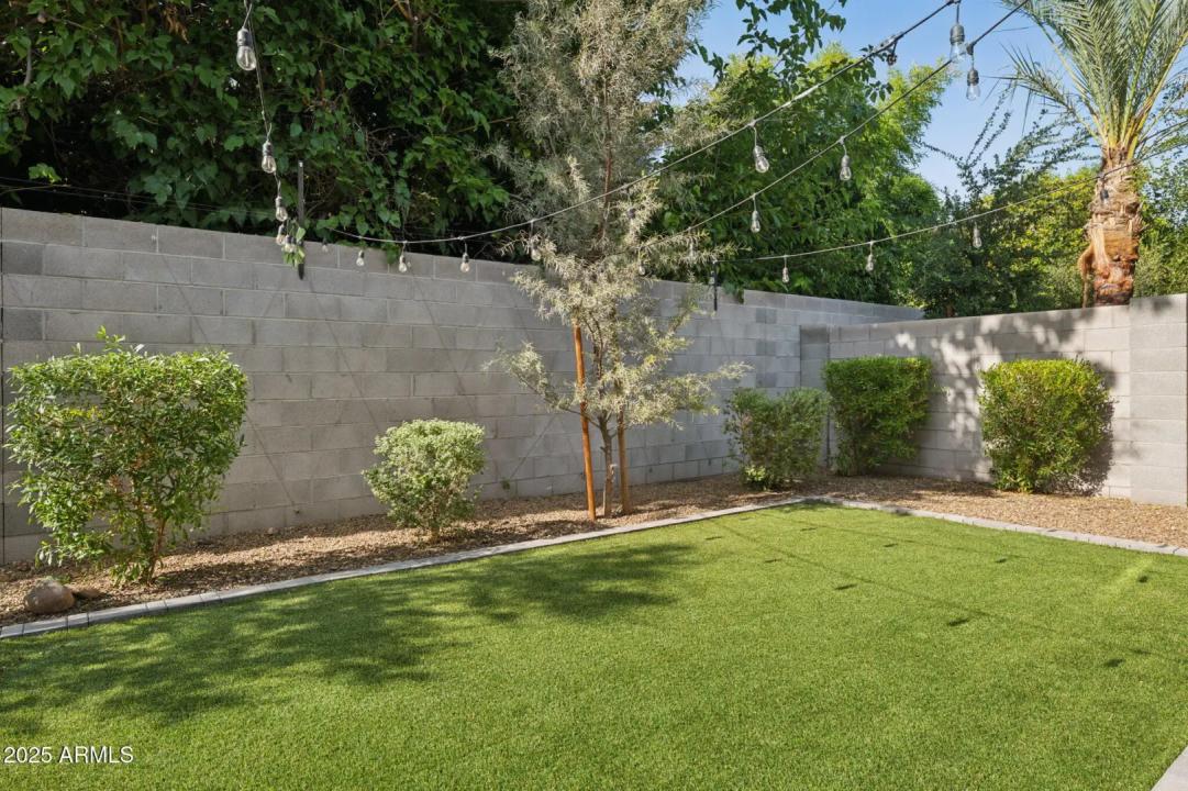 Real Estate Picture 38