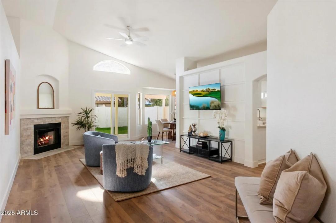 Real Estate Picture 2