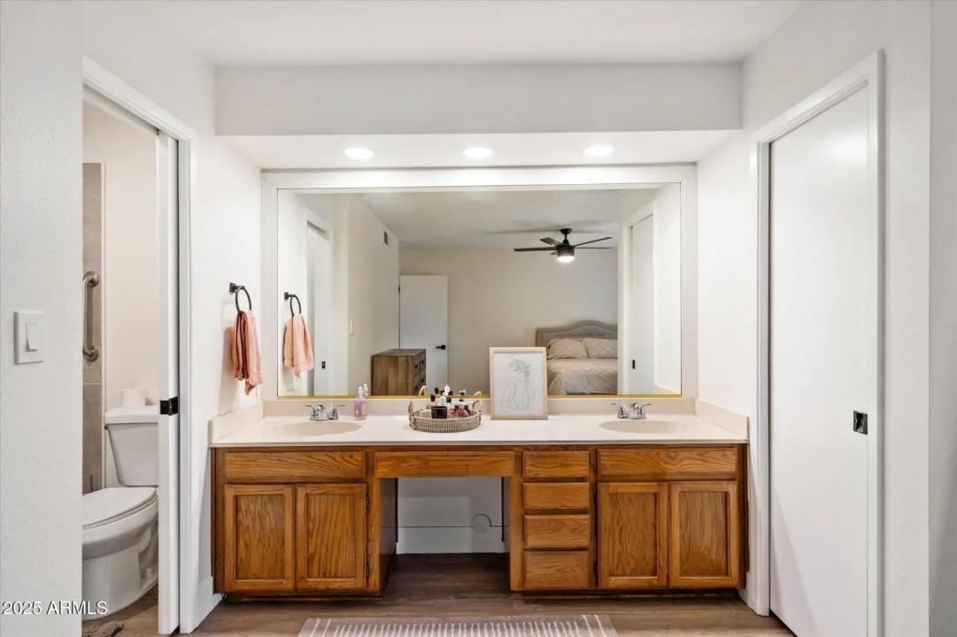 Real Estate Picture 10