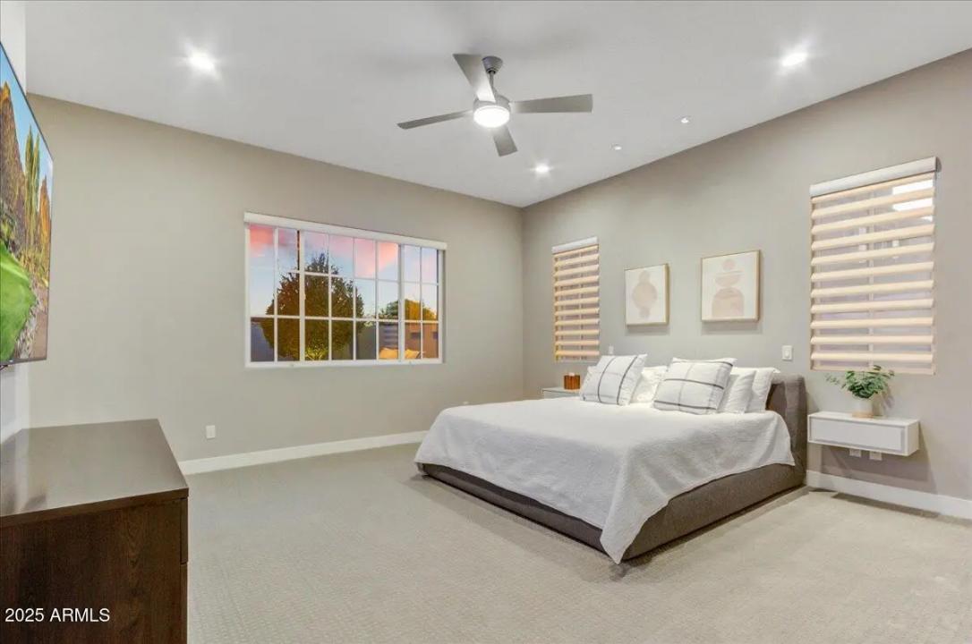 Real Estate Picture 6