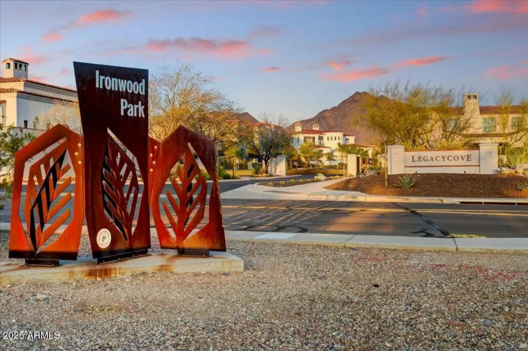 Real Estate Picture 26