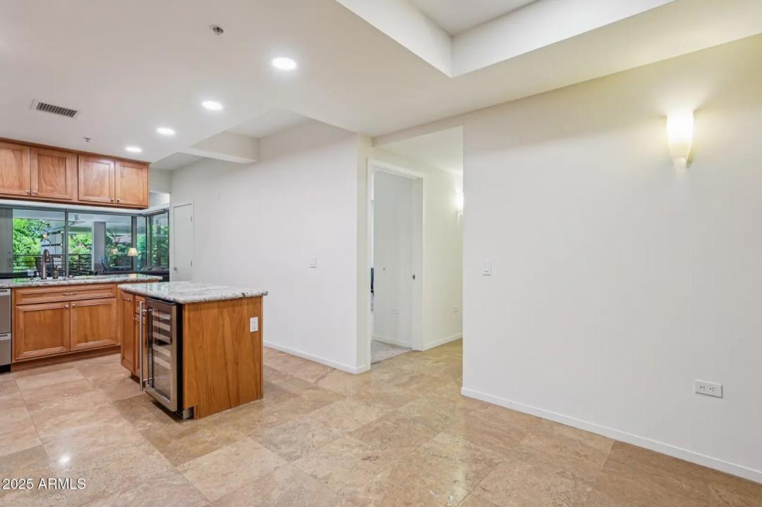 Real Estate Picture 9