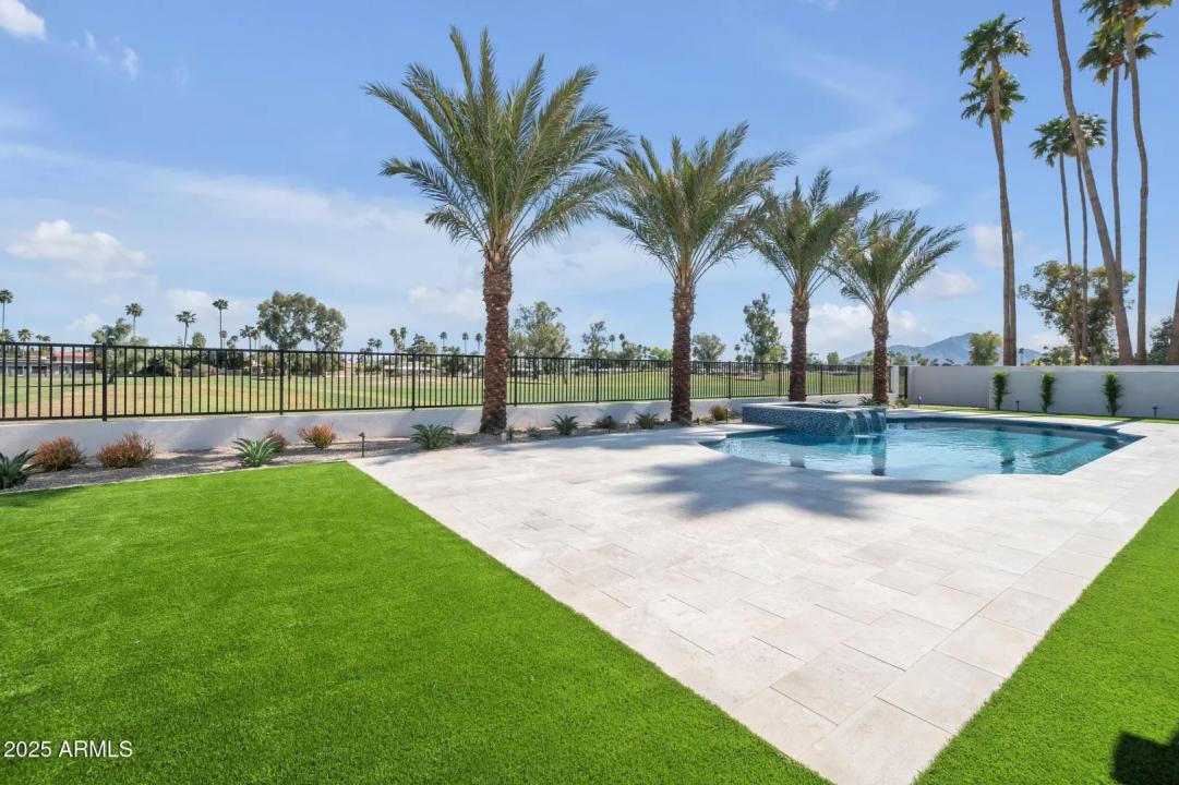 Real Estate Picture 39