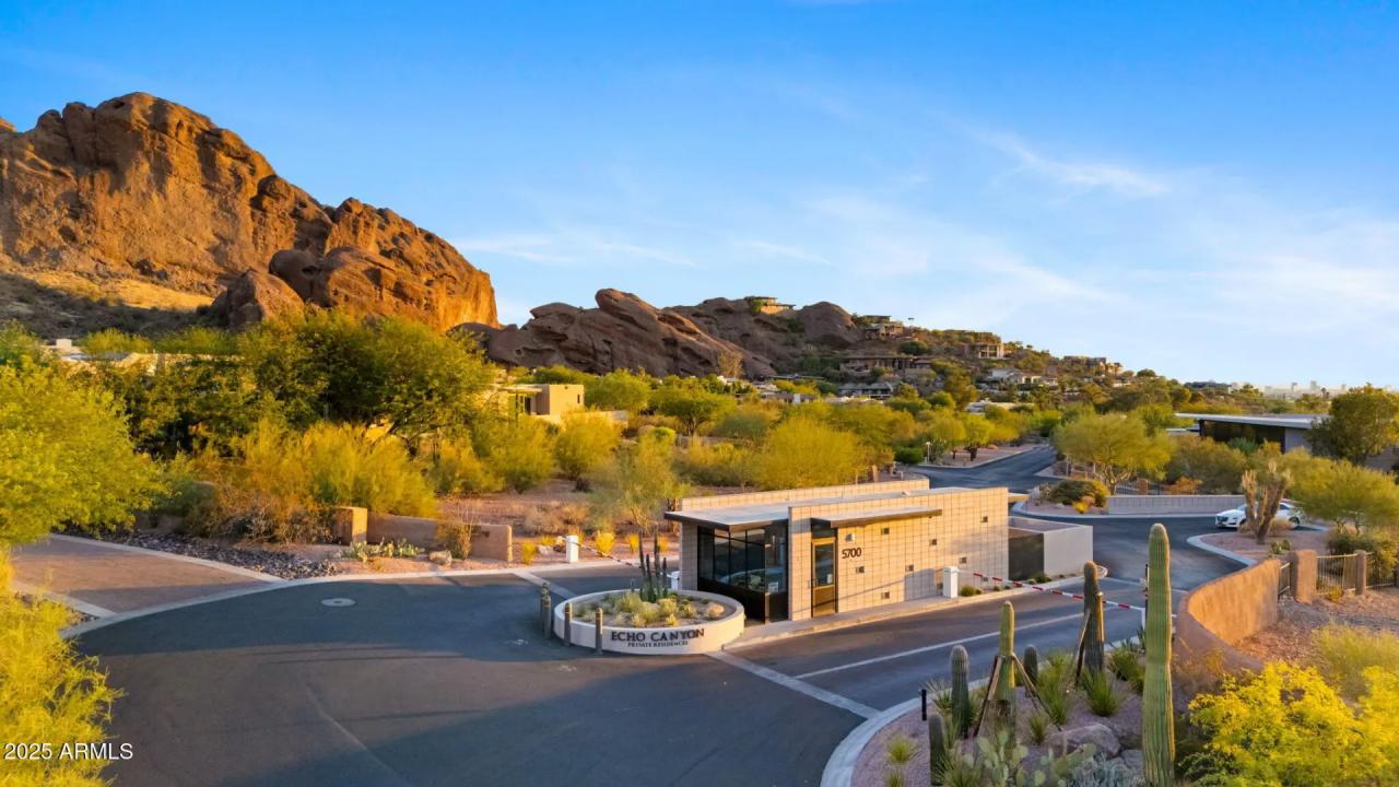 Real Estate Picture 100