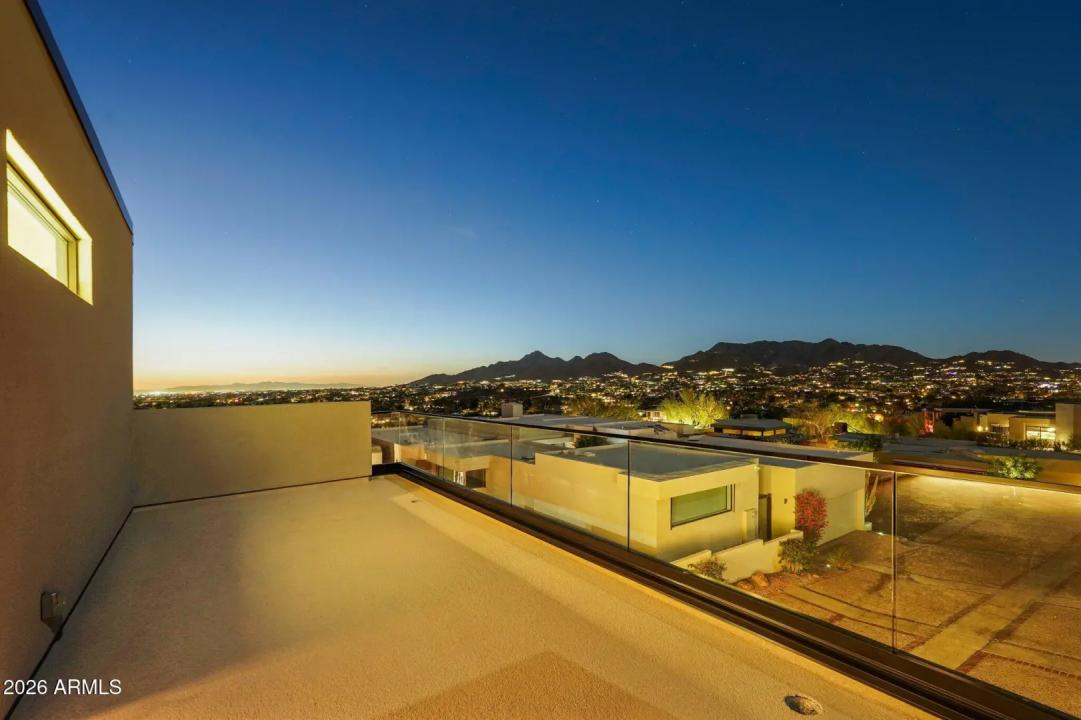 Real Estate Picture 70