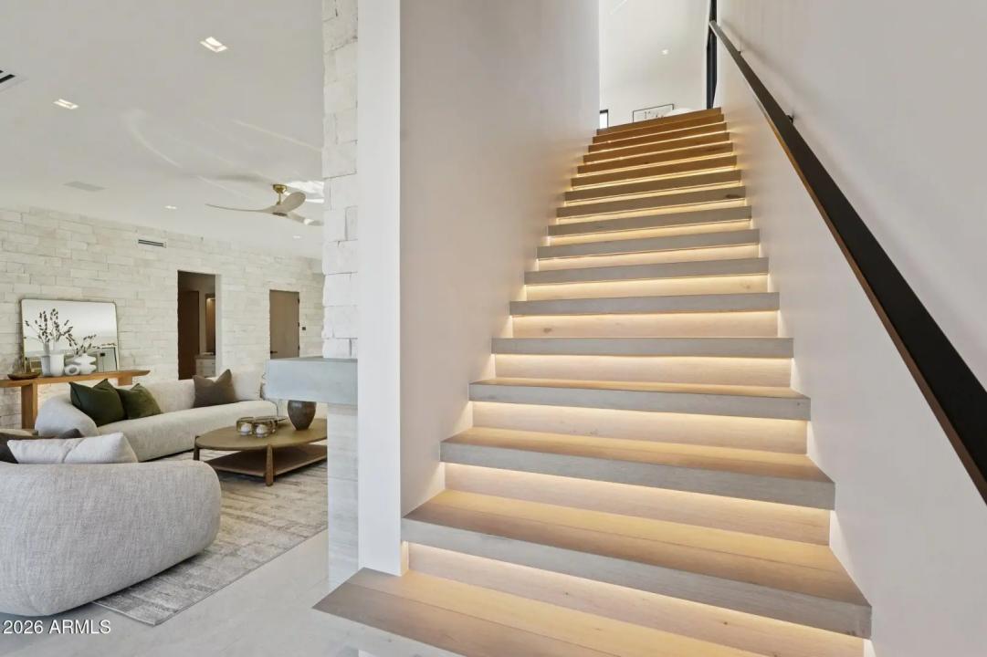 Real Estate Picture 57