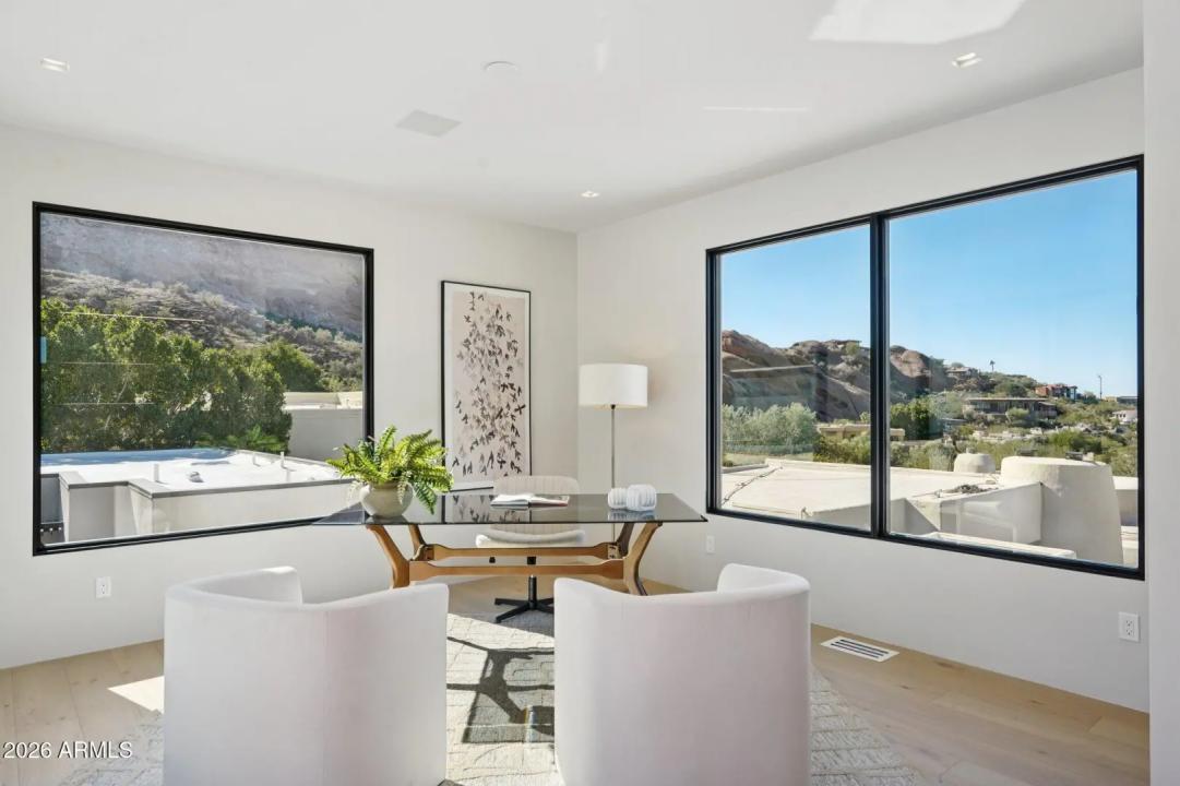 Real Estate Picture 58