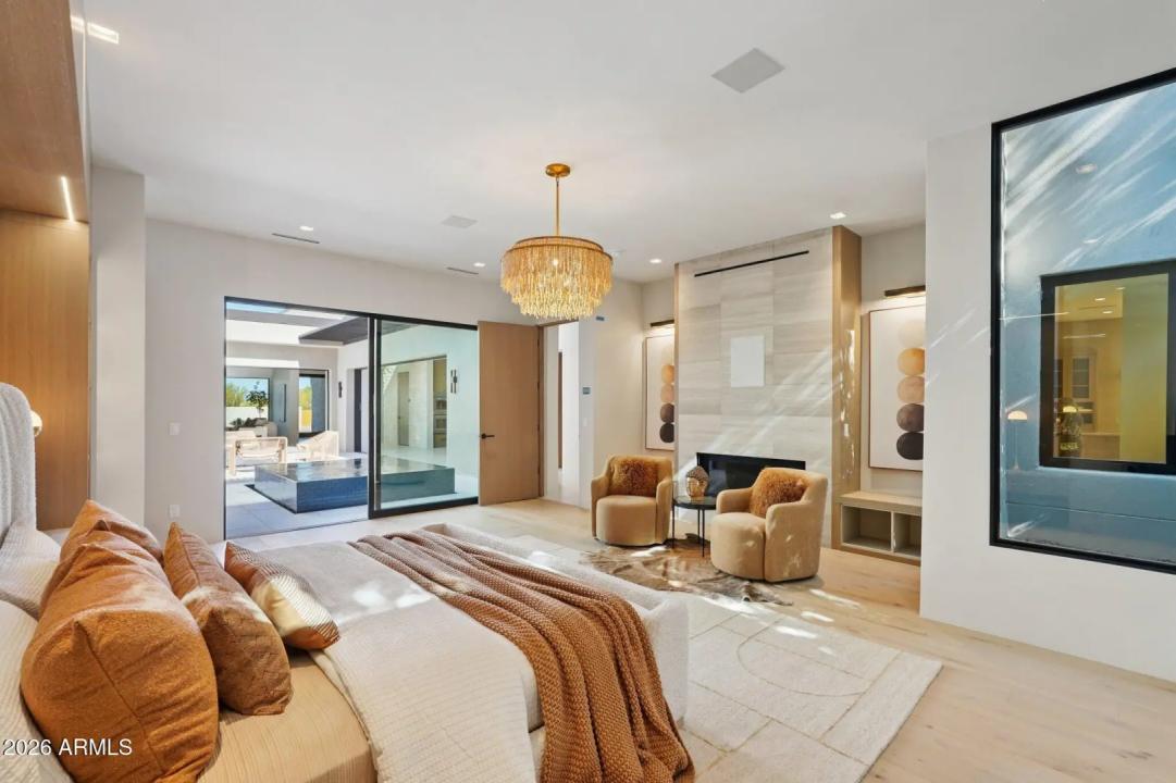 Real Estate Picture 39