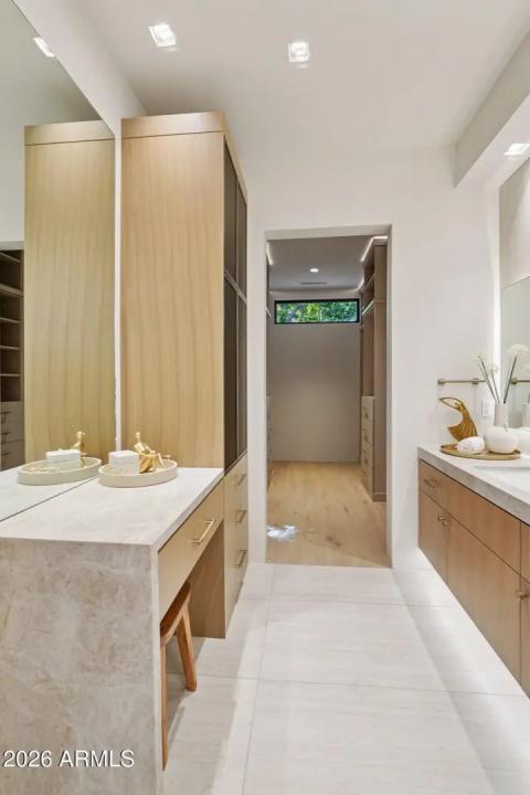 Real Estate Picture 46