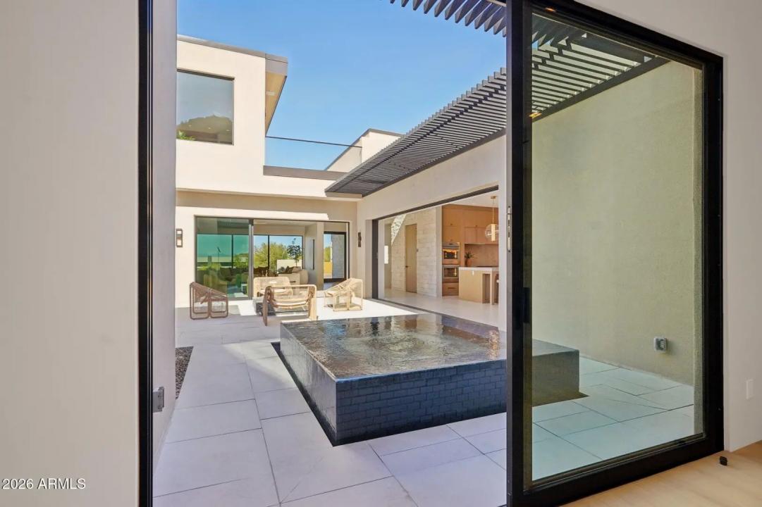 Real Estate Picture 37