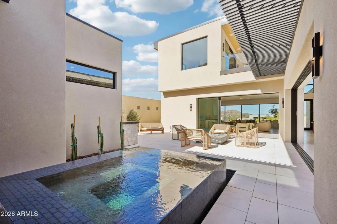 Real Estate Picture 35