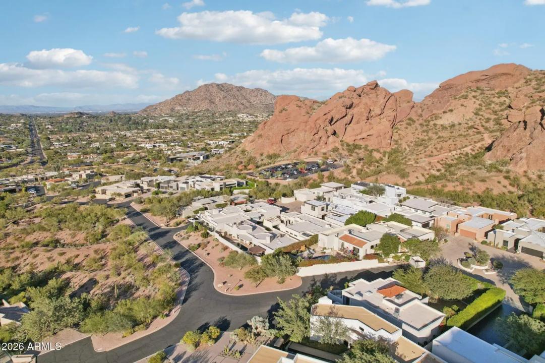 Real Estate Picture 85