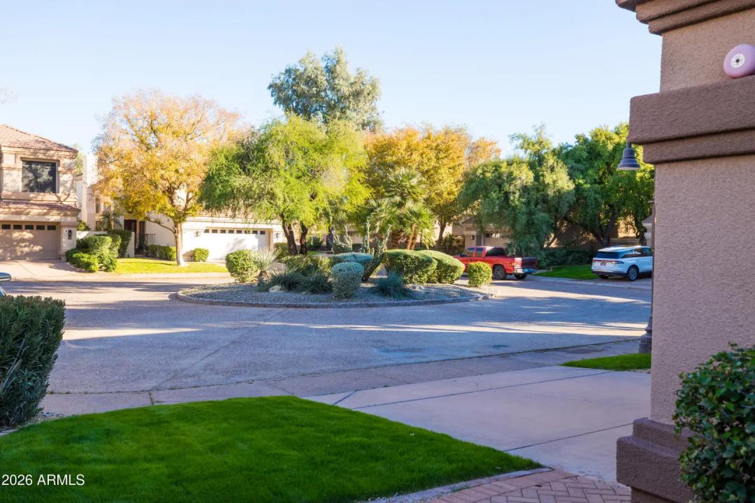 Real Estate Picture 35