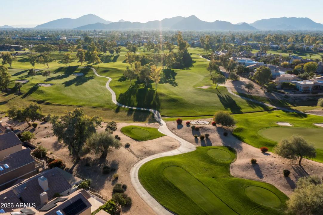 Real Estate Picture 38