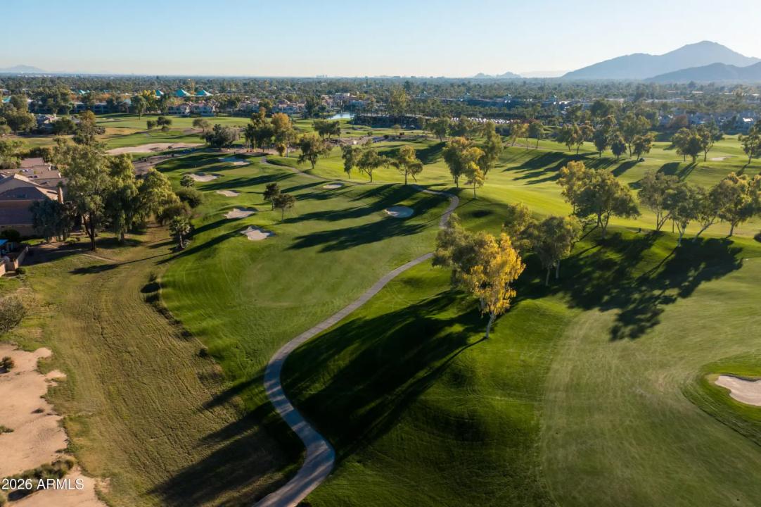 Real Estate Picture 39