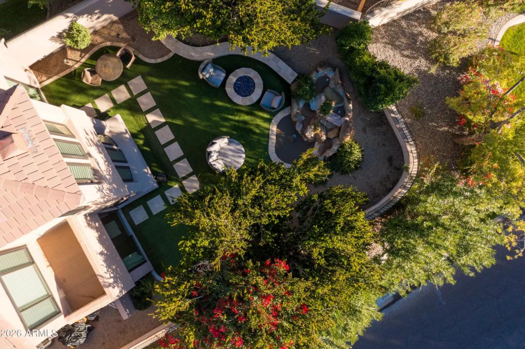 Real Estate Picture 43