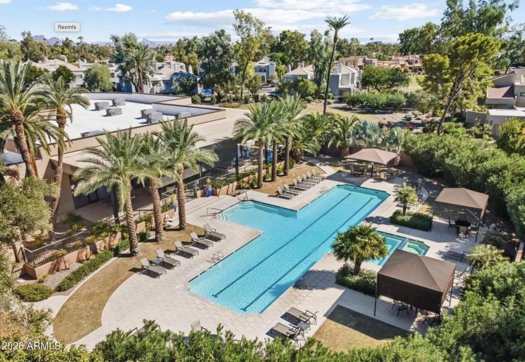 Real Estate Picture 35