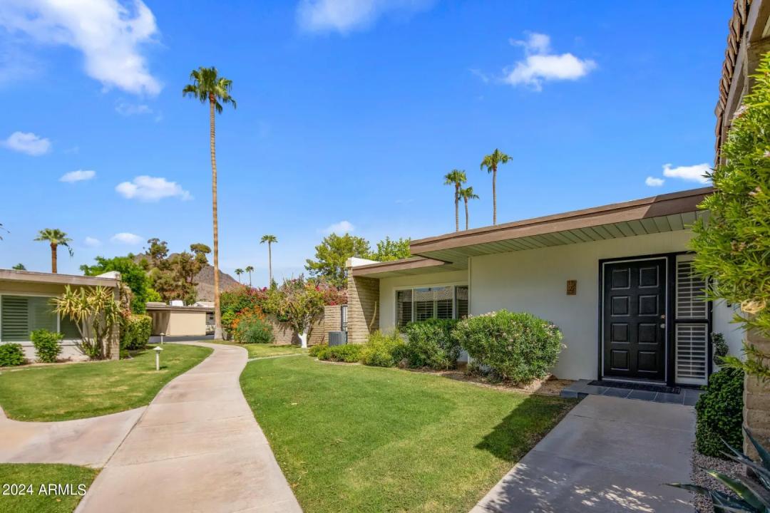 Real Estate Picture 2