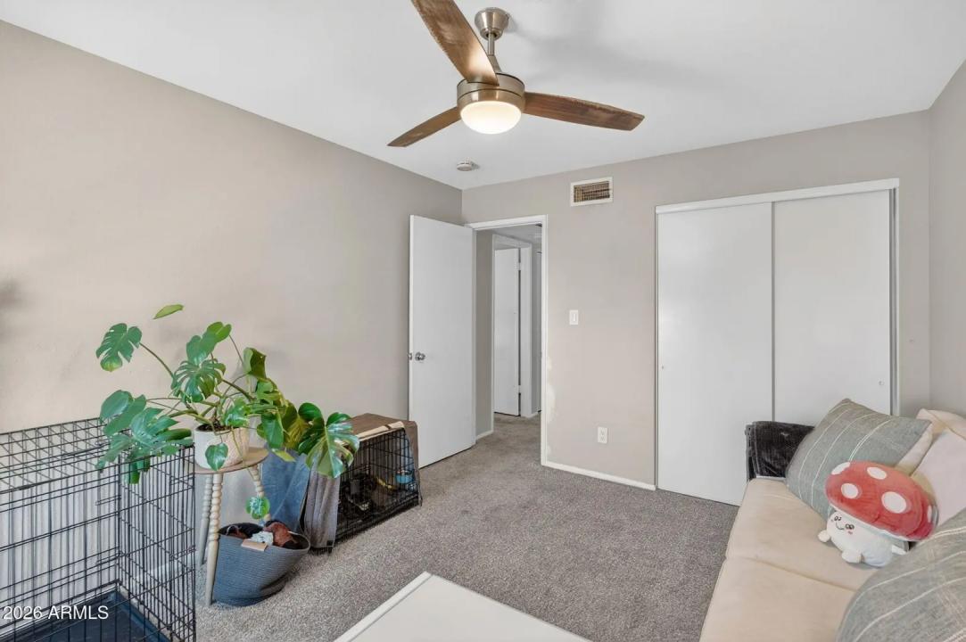 Real Estate Picture 19